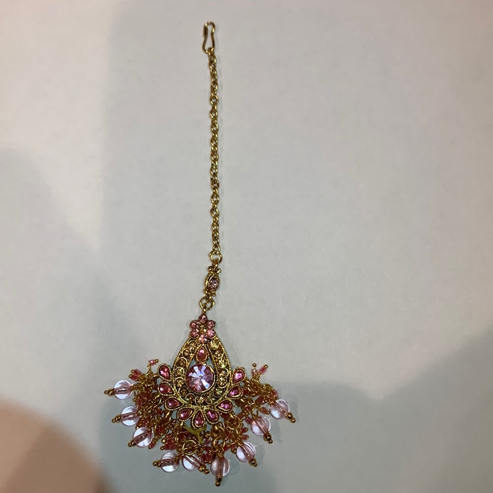 Pakistani Indian 1 Piece Traditional Style Rhinestone Tikka